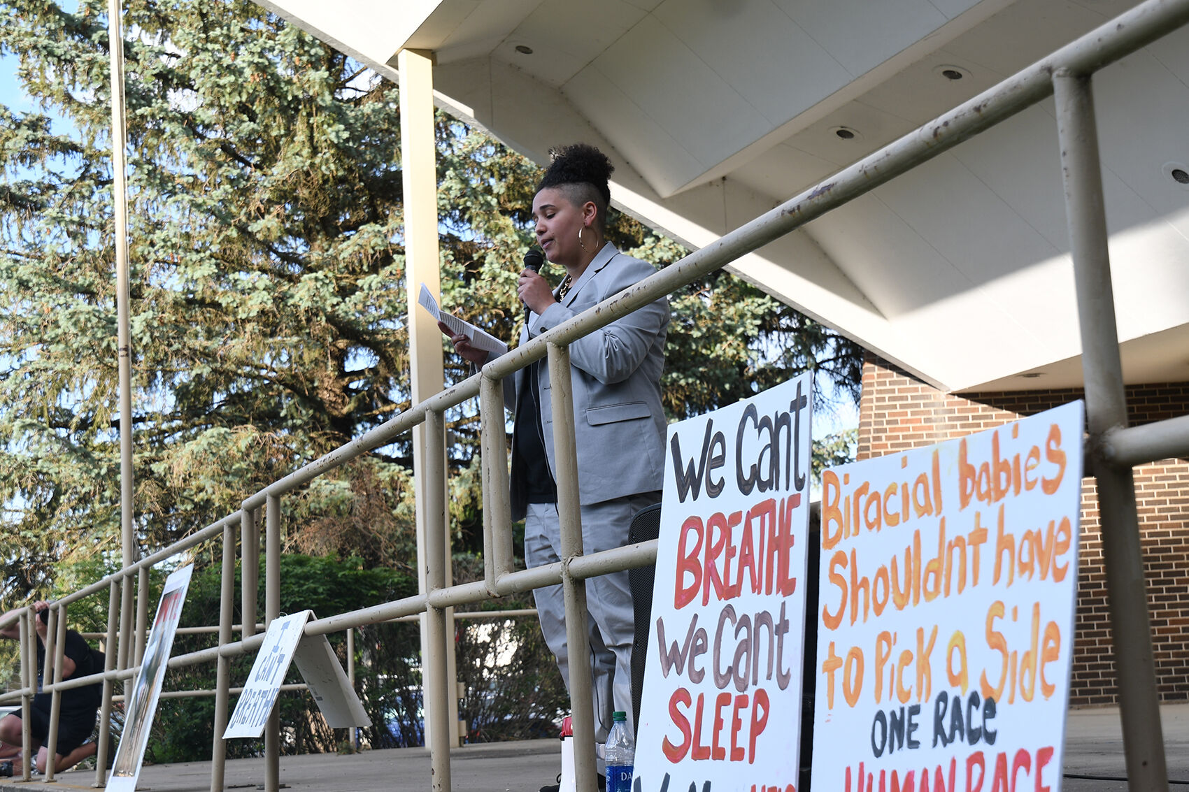Caeona Krivolavy speaks in Spencer